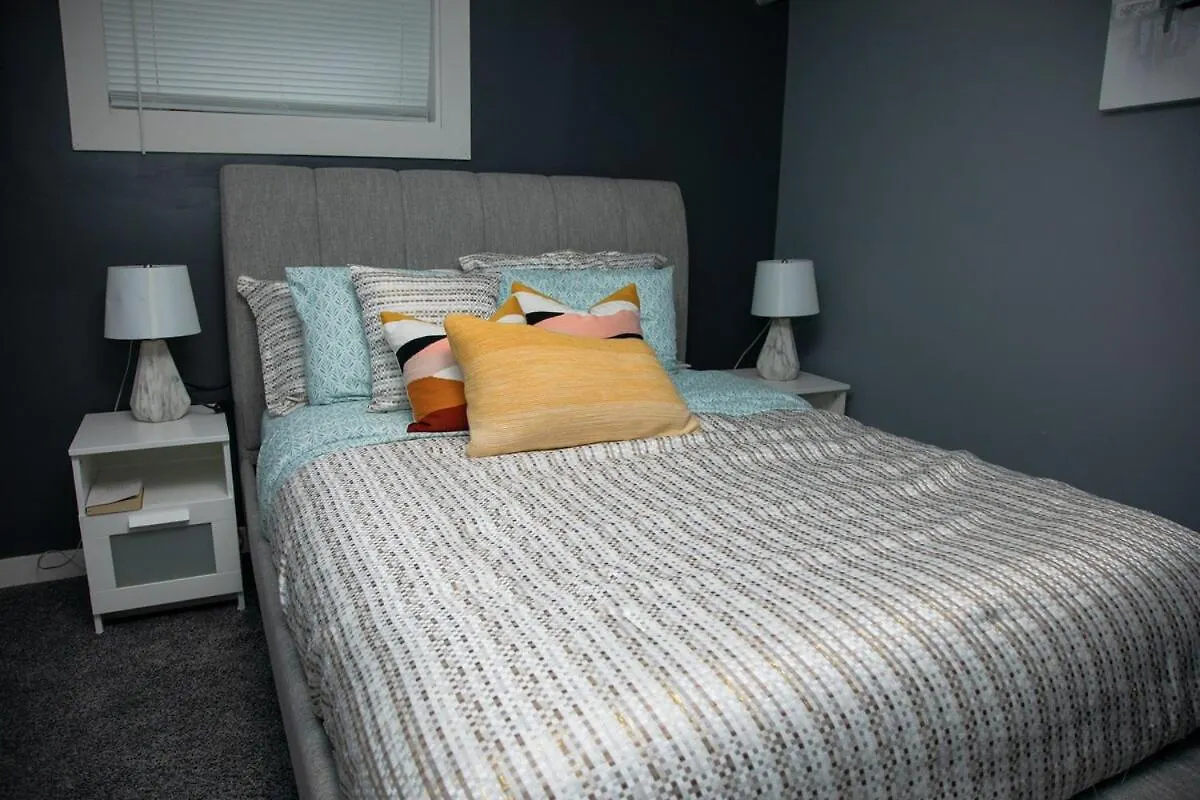 One-Bedroom Guest Suite With Private Entry Winnipeg Canada