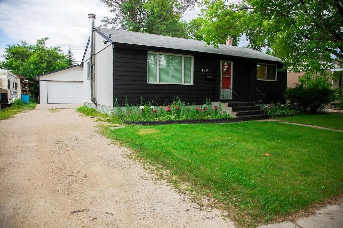 One-Bedroom Guest Suite With Private Entry Winnipeg 0*,  Canada