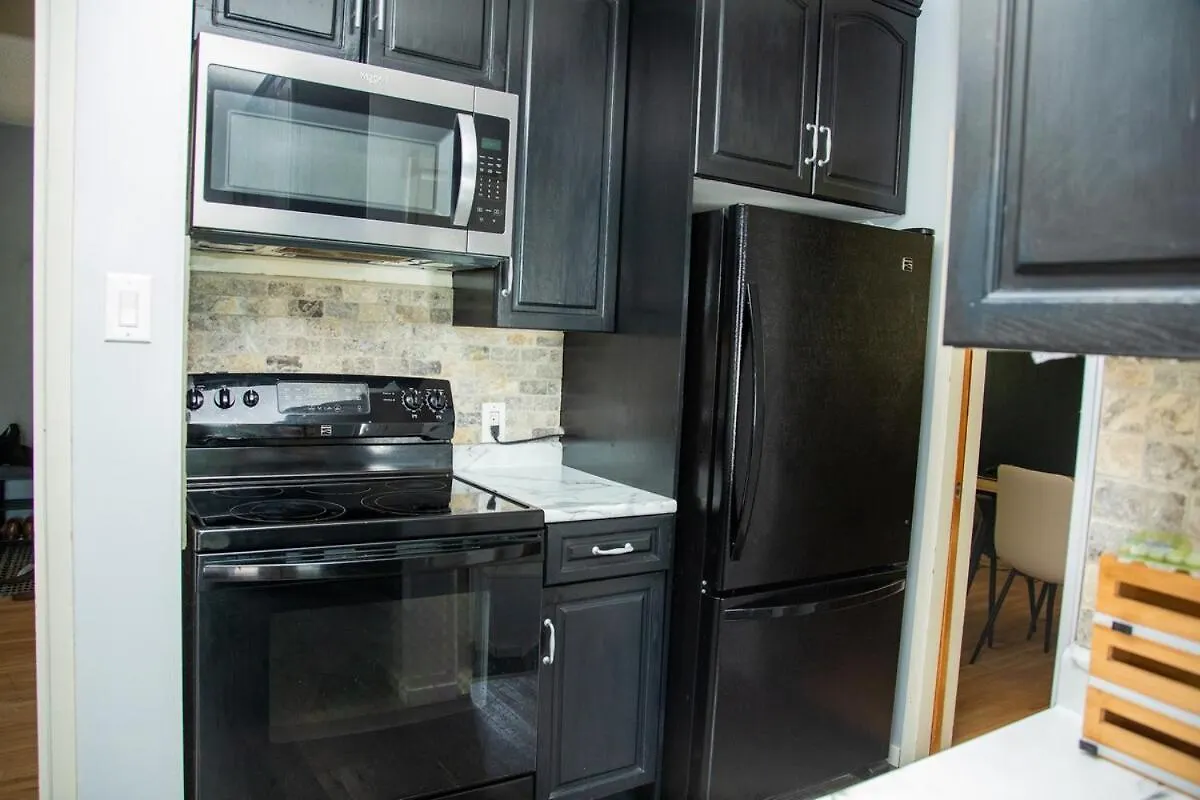 One-Bedroom Guest Suite With Private Entry Winnipeg 0*,  Canada