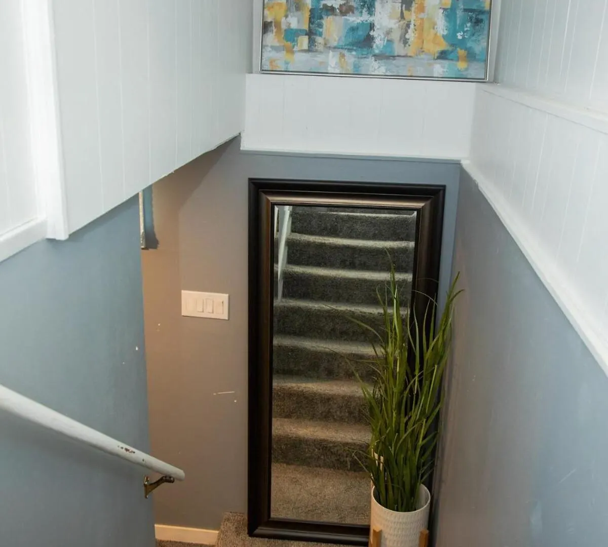 One-Bedroom Guest Suite With Private Entry Winnipeg Apartment